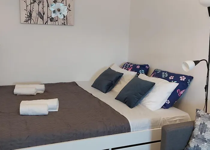 Apartament With Garage