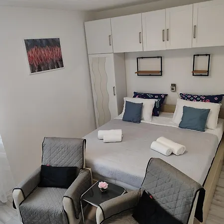 Apartment With Garage Zadar